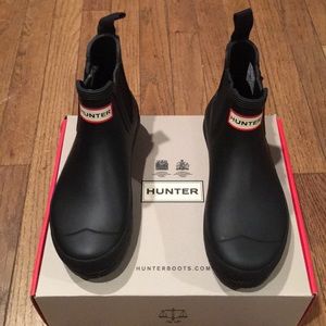 Hunter: Women’s Original Chelsea Boots - Size: 6